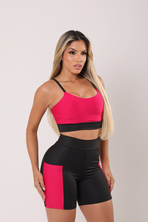 Conjunto Fitness Short com Bolso e Top Duplo Cintura Alta